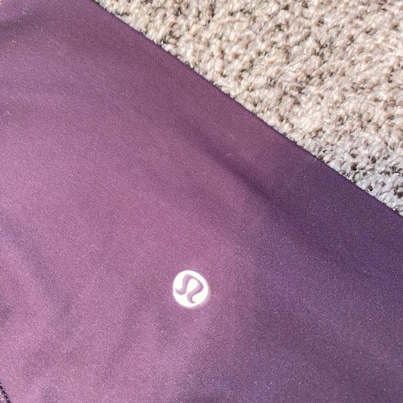 25” align leggings: dark purple// size 4 - Picture 2 of 3
